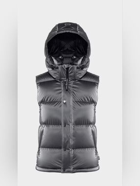 Aritzia The Super Puff™ Vest, Small, Black